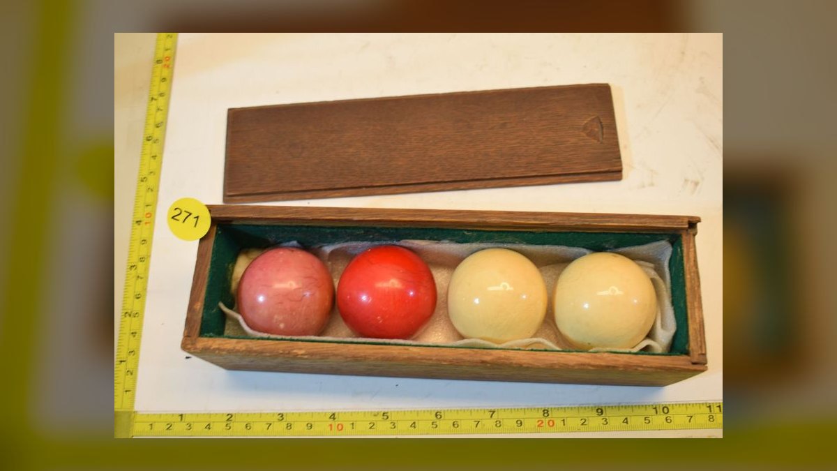 The 10 Best Antique Ivory Billiard Balls to Collect in 2027 — figure 1