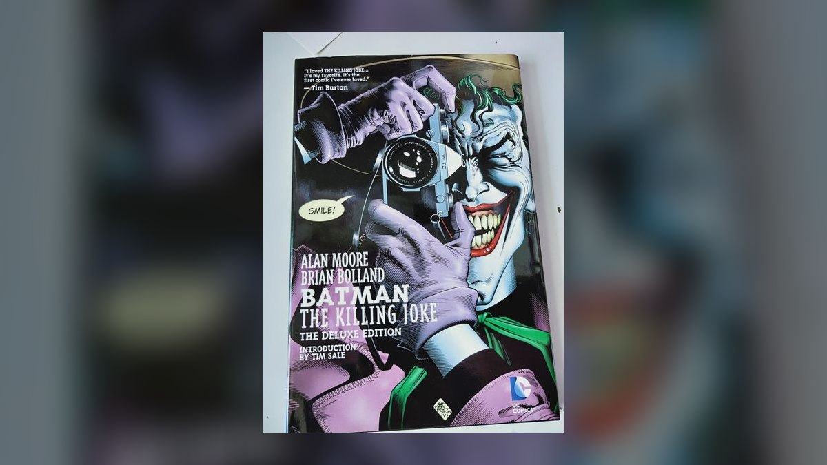 Top 10 Comic Books 2004 — figure 5
