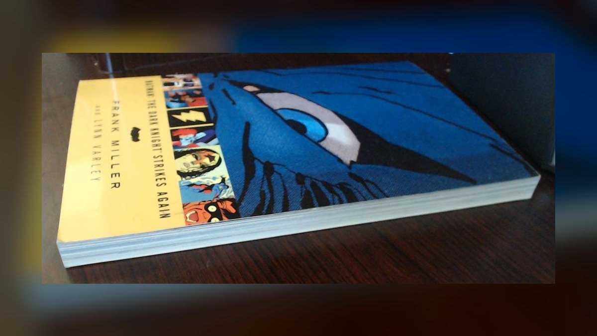 Top 10 Comic Books 2001 — figure 8