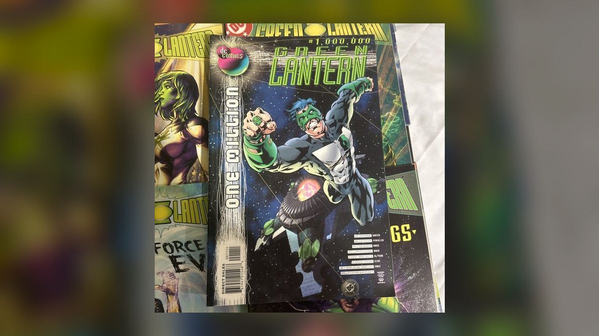 Top 10 Comic Books 1999 — figure 9