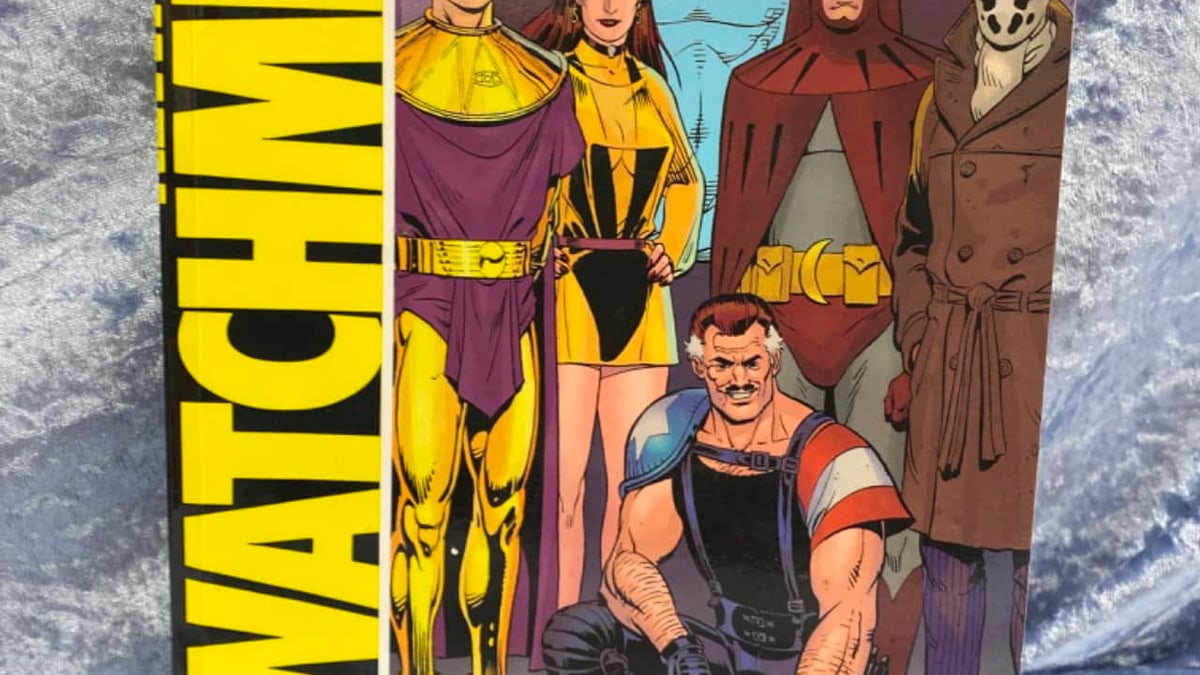 Top 10 Comic Books 1976 — figure 1