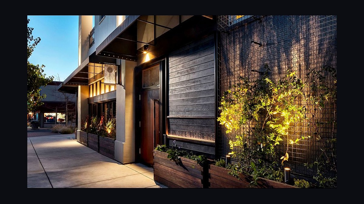 Top 10 Places to Dine in America in 2027 — figure 6