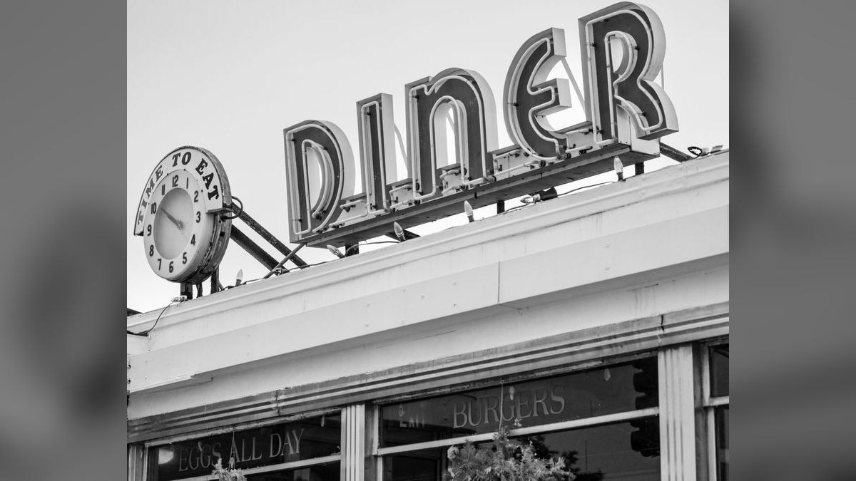 Top 10 Places to Dine in Massachusetts