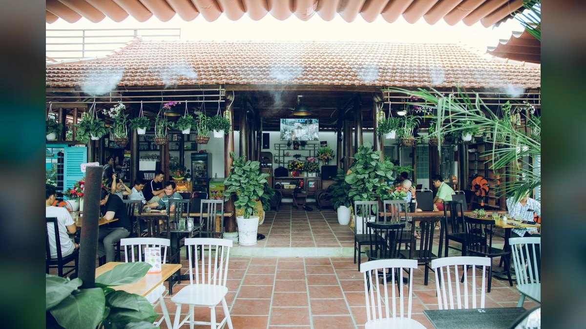 Top 10 Places to Dine in Vietnam
