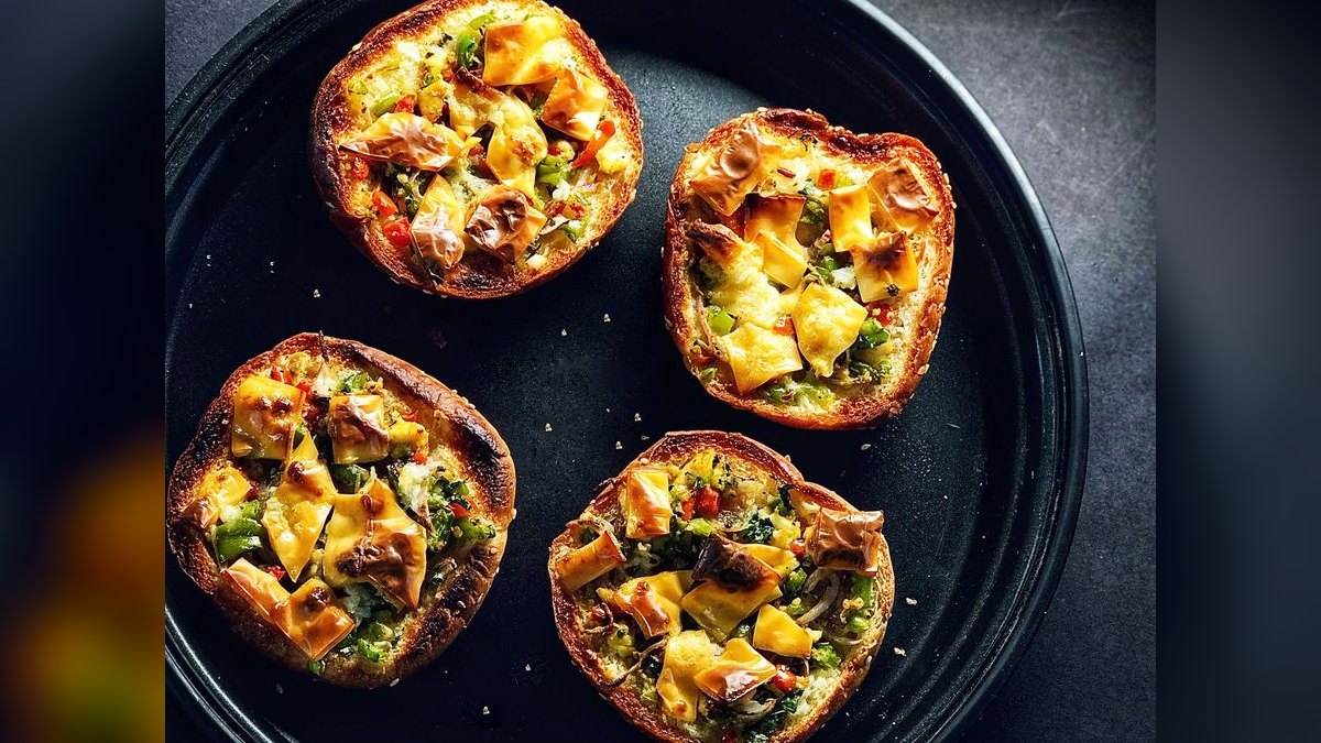 Top 10 Deep Dish Pizza Spots in Chicago — figure 5