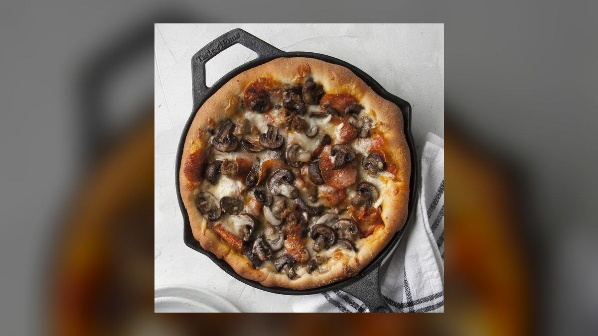 Top 10 Deep Dish Pizza Spots in Chicago in 2027 — figure 8