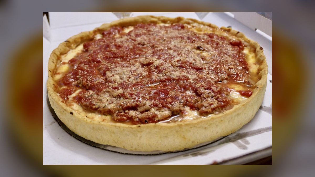 Top 10 Deep Dish Pizza Spots in Chicago in 2027