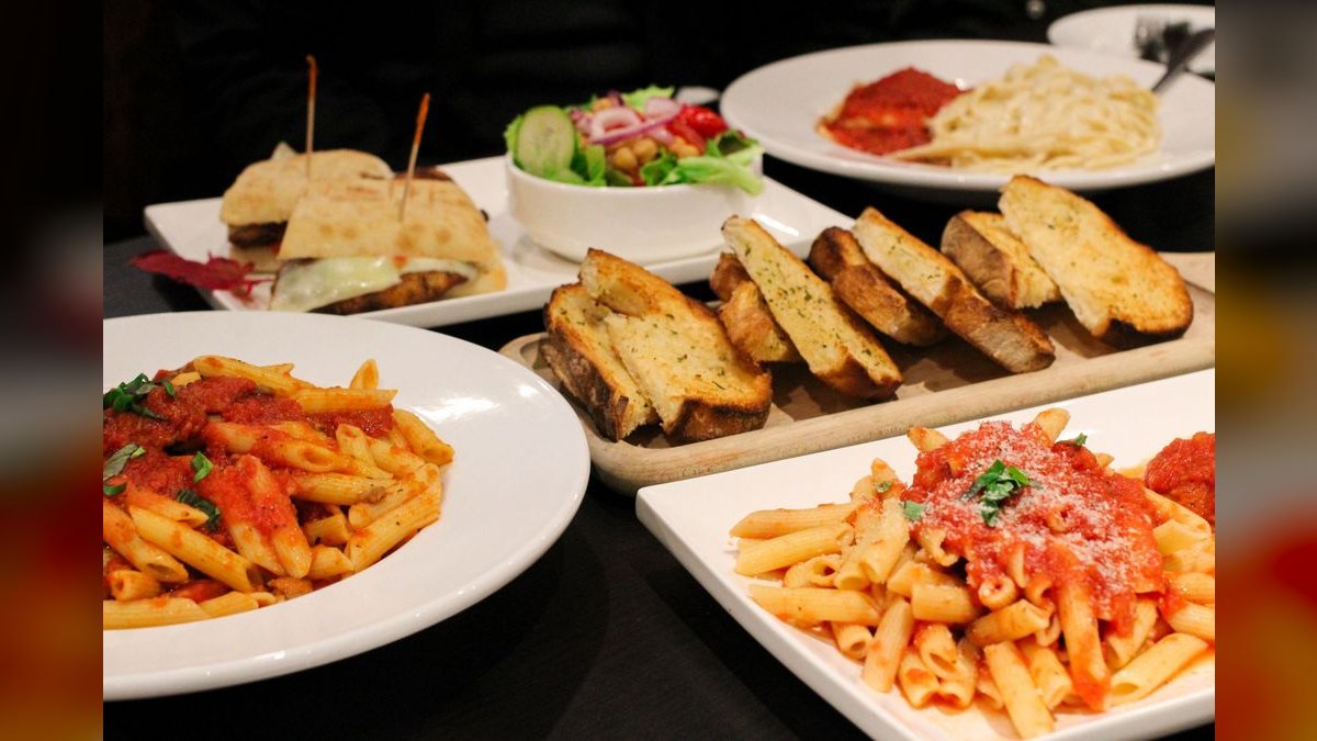 Top 10 Places to Dine in Montreal — figure 1