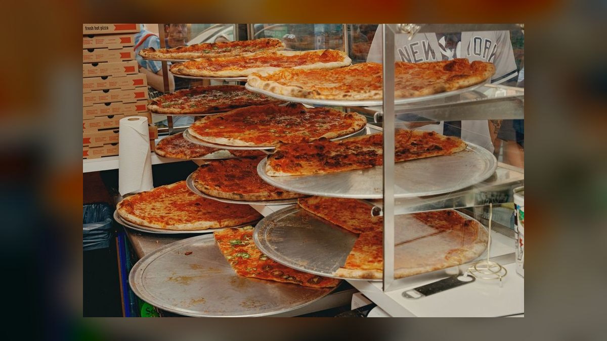 Top 10 Places to Dine in New York for Classic New York-Style Pizza in 2027 — figure 9