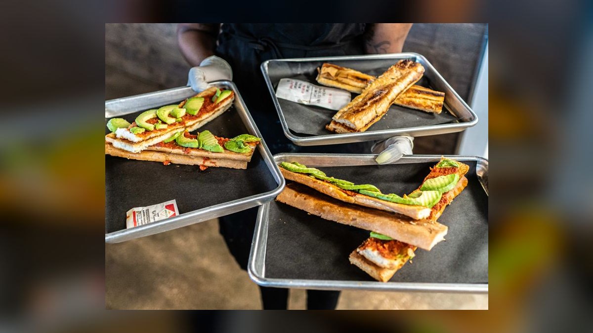 Top 10 Places to Dine in Tampa for Cuban Bread and Pastries in 2027 — figure 1
