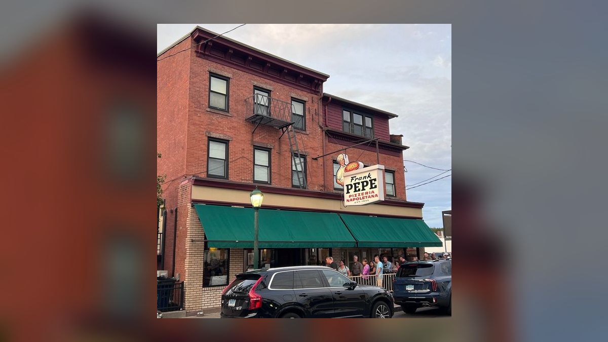 Top 10 Places to Dine in New Haven for Clam Pizza in 2027 — figure 2