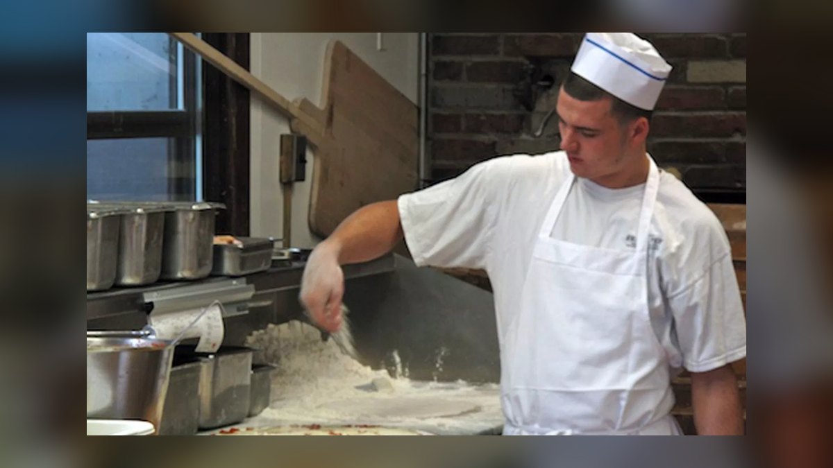 Top 10 Places to Dine in New Haven for Clam Pizza in 2027 — figure 7