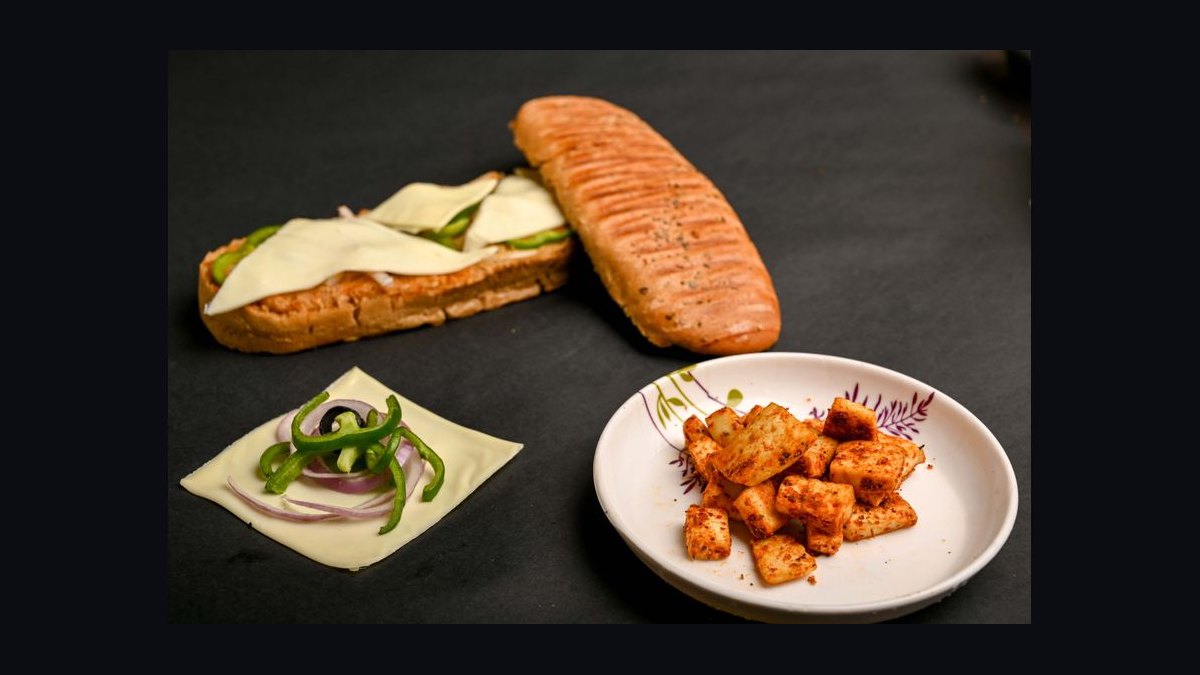 Top 10 Places to Dine in Cleveland for Polish Boy Sausage Sandwiches in 2027 — figure 3