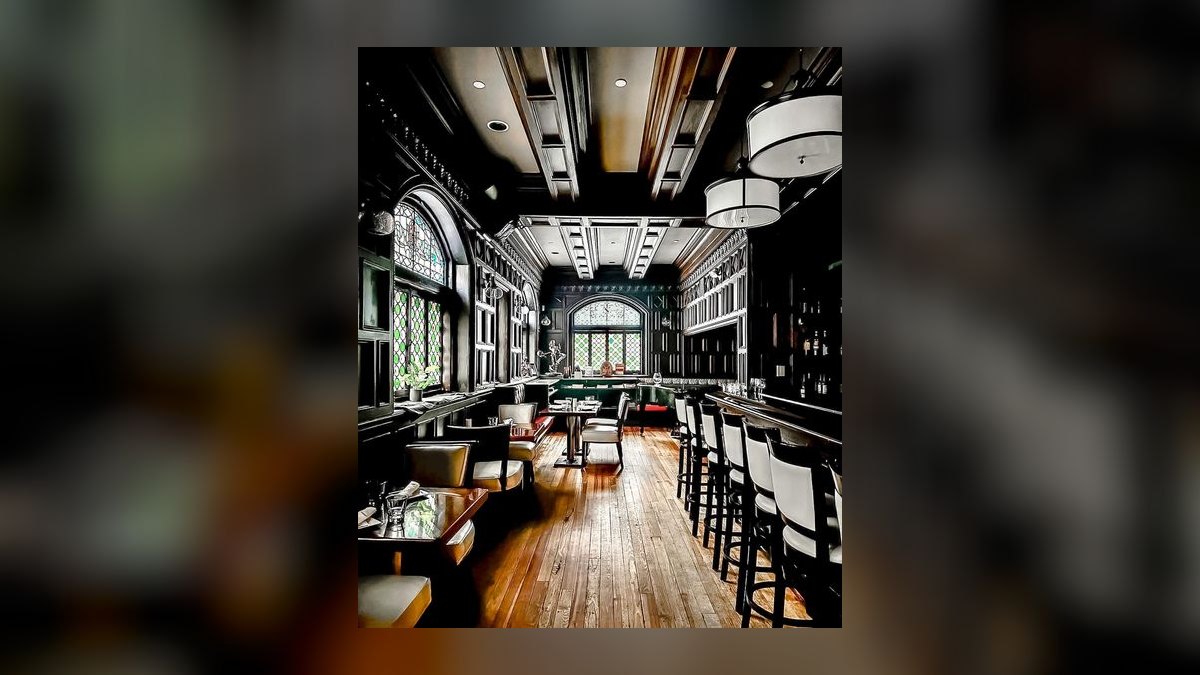 Top 10 Places for Fine Dining in the United States in 2027 — figure 10