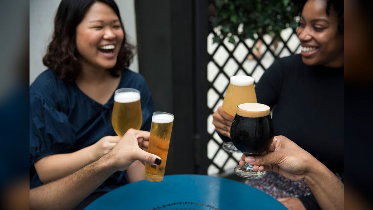 Top 10 Places for Happy Hour in the United States in 2027 — figure 4