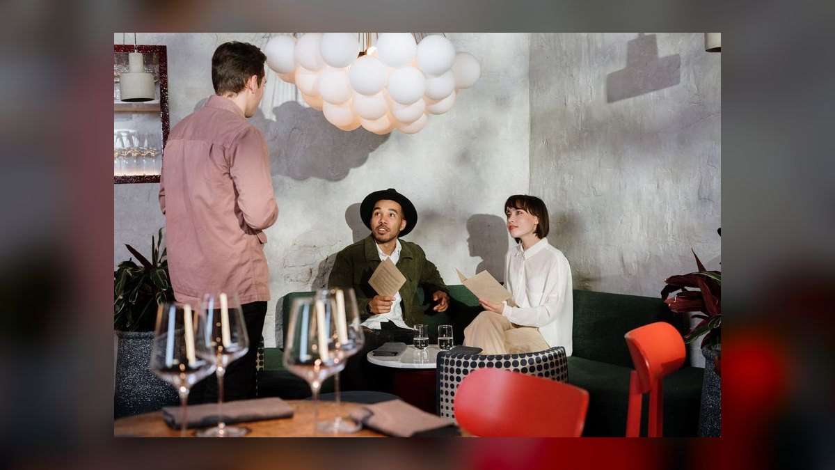 What is the most common mistake people make when choosing a restaurant, and how can you avoid it in 2027 — figure 2