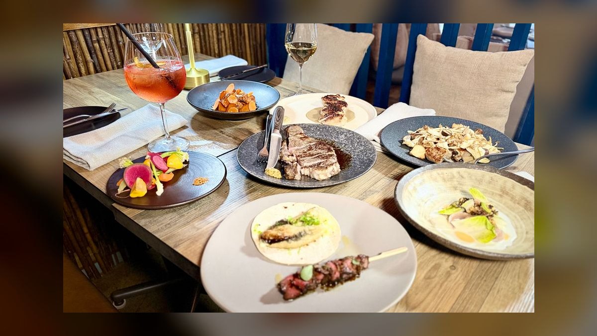 How much does a tasting menu cost in 2027 — figure 1