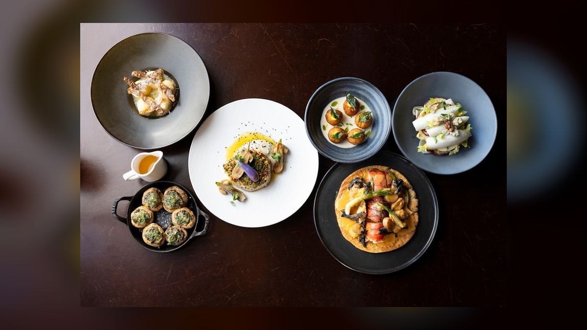What is the best time of year to visit a steakhouse in Napa Valley in 2027 — figure 8