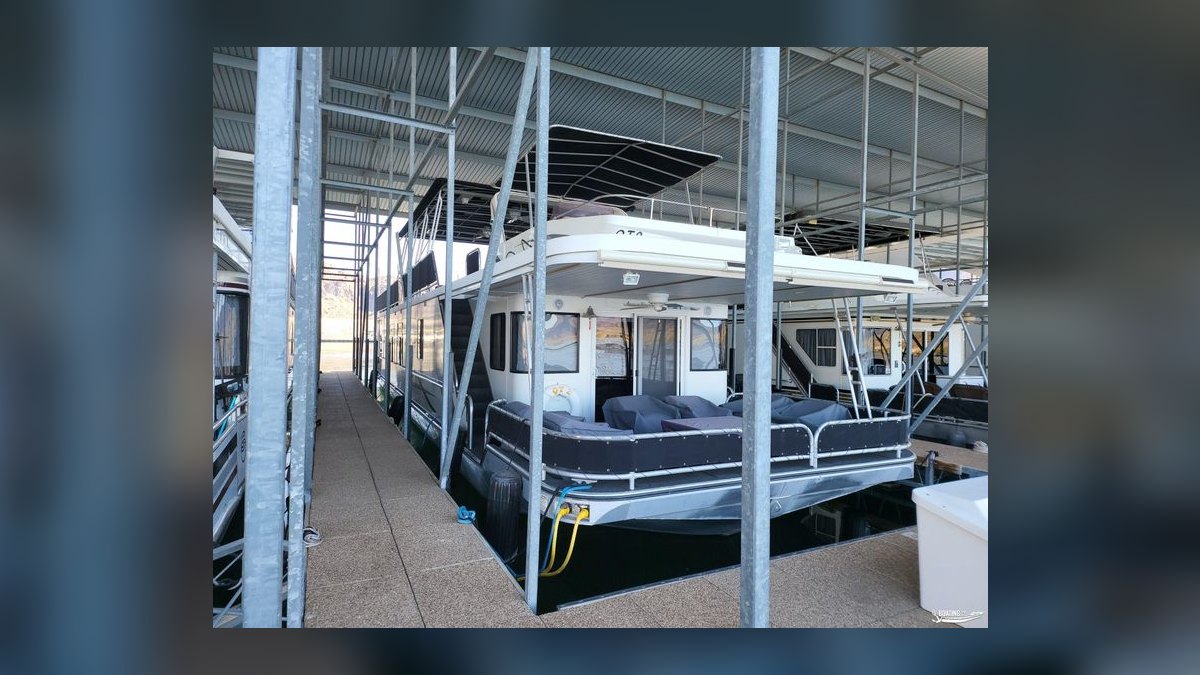My Thoughts: Top 10 Houseboats 2024 — figure 1
