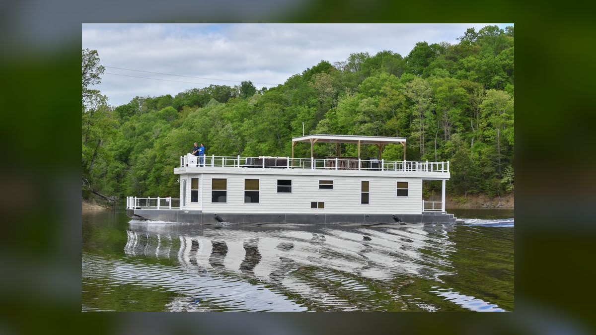 My Thoughts: Top 10 Houseboats 2024 — figure 10