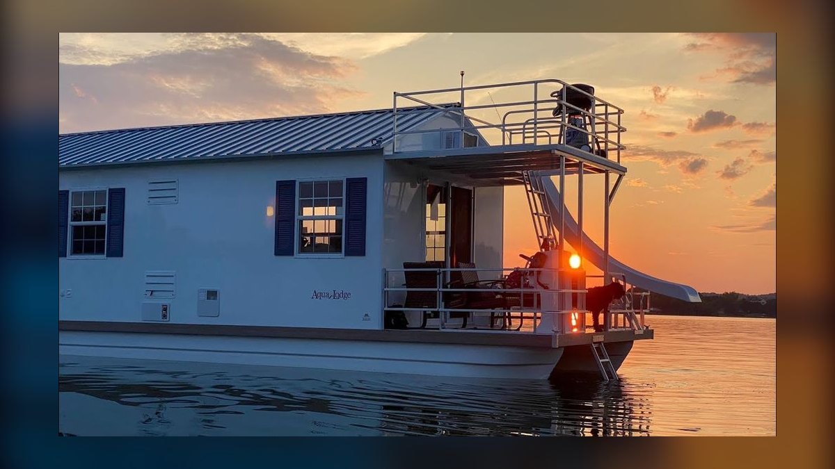 My Thoughts: Top 10 Houseboats 2024 — figure 4