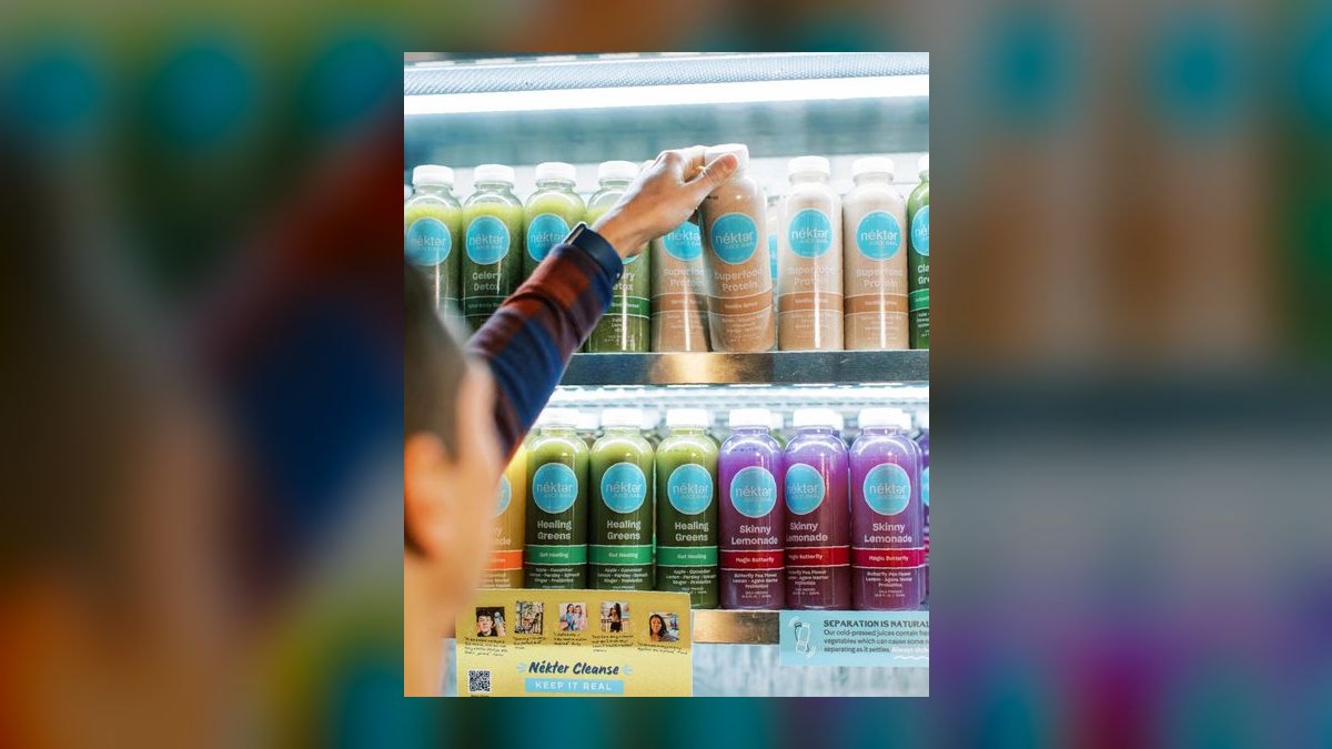 Should I open or buy a Nekter Juice Bar franchise in 2027 — figure 1