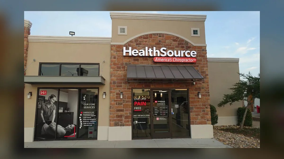 Should I open or buy a HealthSource Chiropractic franchise in 2027 — figure 2