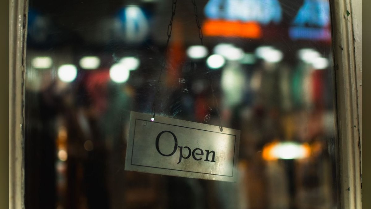 Should I open or buy a Dent Wizard franchise in 2027 — figure 4