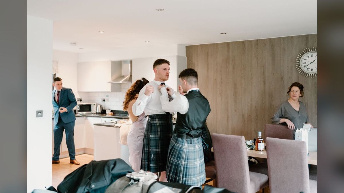 Should I open or buy a Men In Kilts franchise in 2027?