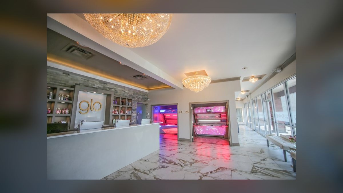 Should I open or buy a Glo Tanning franchise in 2027 — figure 1
