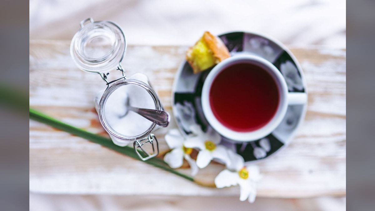 Should I open or buy a Sugaring NYC franchise in 2027?