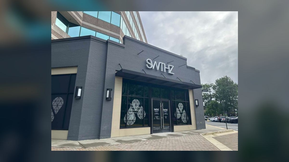 Should I open or buy a Sweathouz franchise in 2027 — figure 1