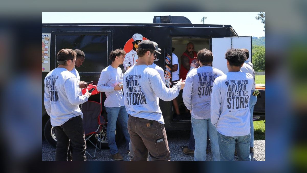 What Service Fees Should a Food Truck Business Charge — figure 6