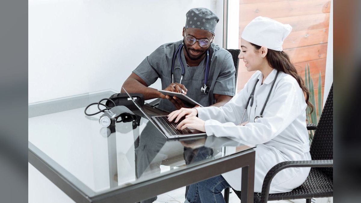 How Do I Get My Medical Device Reps to Sell Service Contracts — figure 1