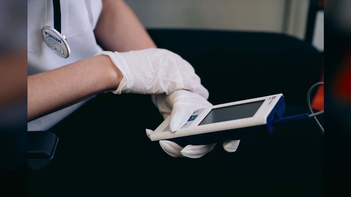 How Do I Get My Medical Device Reps to Sell Service Contracts — figure 2