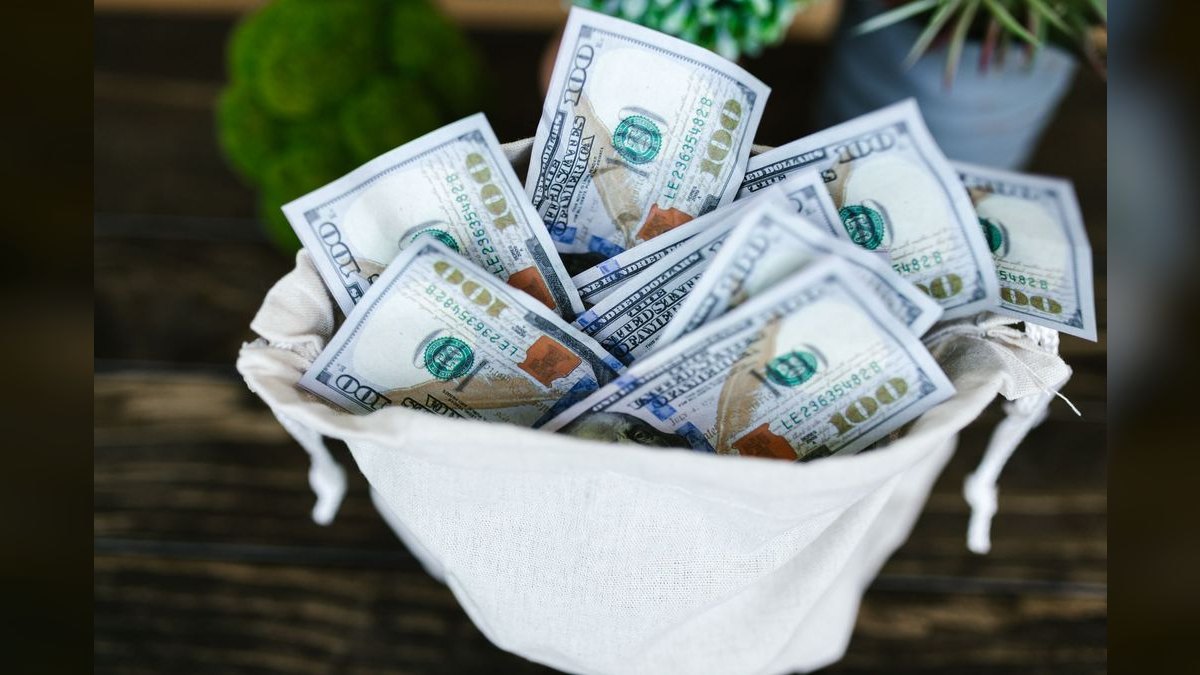 Is a Fractional CRO Worth It for a Small Business — figure 3