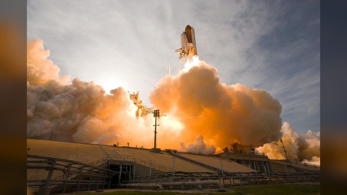 Top 10 GTM Plays for Launching a B2B Enterprise Freemium Tier — figure 2