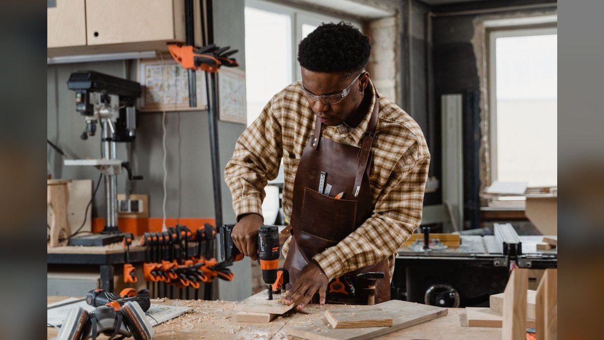 Skill Drill: Setting Expectations for B2B Distribution — figure 1