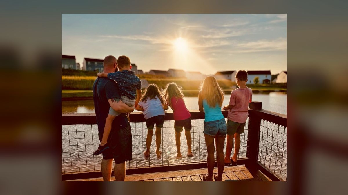 What are the top 10 family-friendly vacation spots in the U.S. for 2027 — figure 3