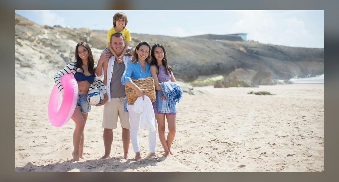 What are the top 10 family-friendly vacation spots in the U.S. for 2027