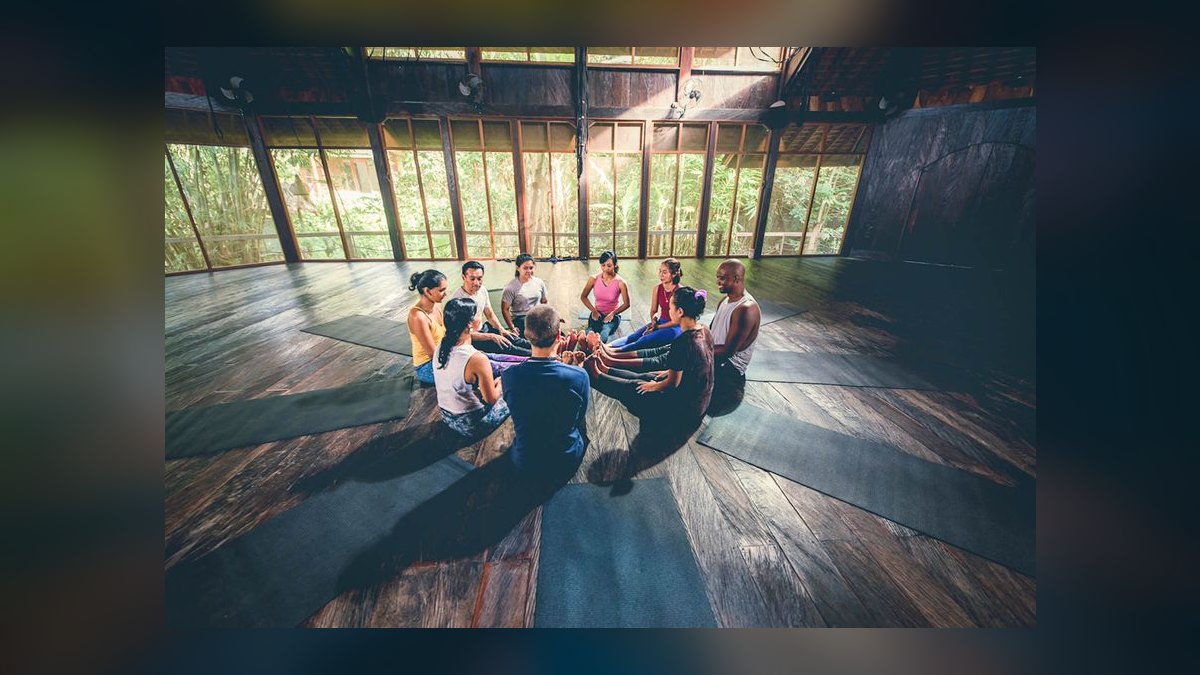Top 10 yoga retreats for beginners in 2027 — figure 1