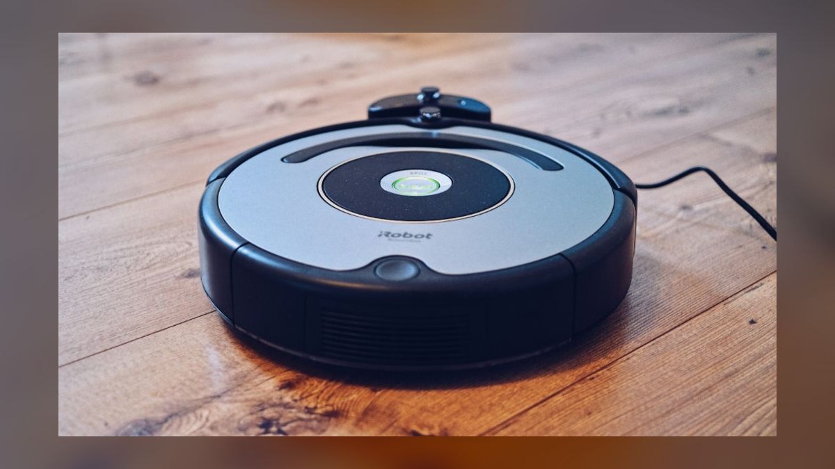 Best robot vacuums for pet hair and hardwood floors in 2027