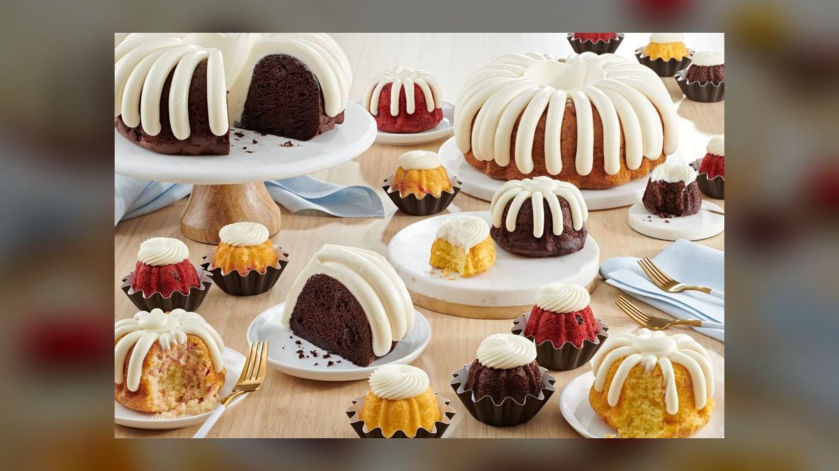 Should I open or buy a Nothing Bundt Cakes franchise in 2027 — figure 1