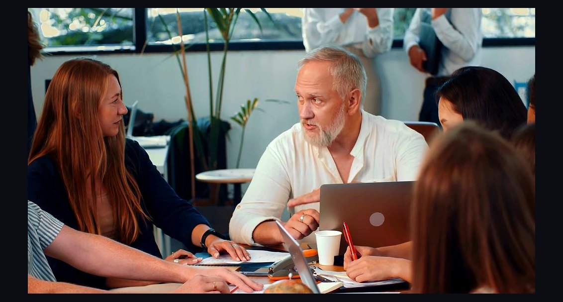 How do I deal with a boss who never gives feedback but expects perfection in 2027