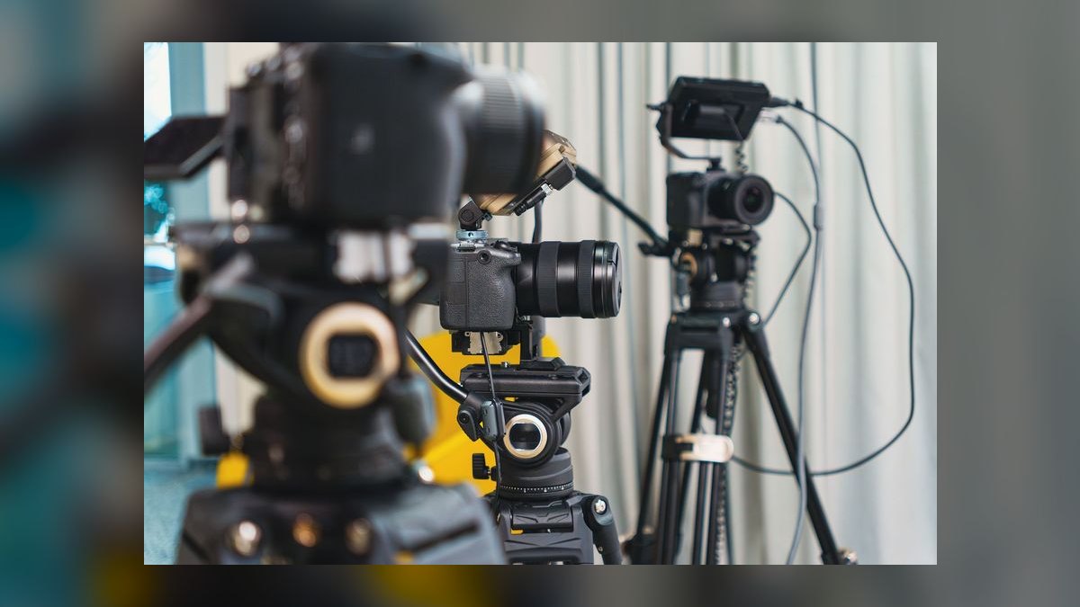 Top 10 Camera Tripods — Best Overall + Best Value in 2027