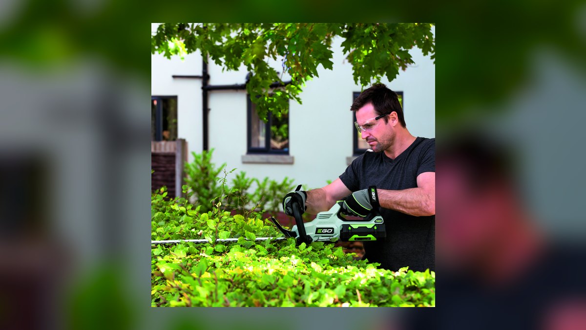 Top 10 Battery Hedge Trimmers — Best Overall + Best Value in 2027