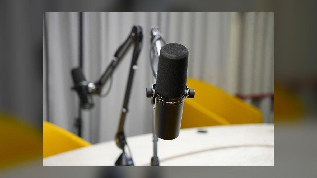 Top 10 Microphone Boom Arms — Best Overall + Best Value in 2027