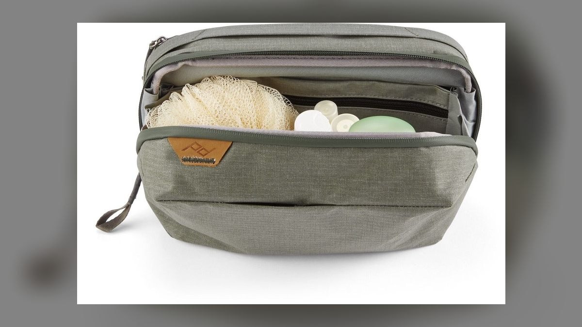 Top 10 TSA-Approved Toiletry Bags for Sales Travel in 2027