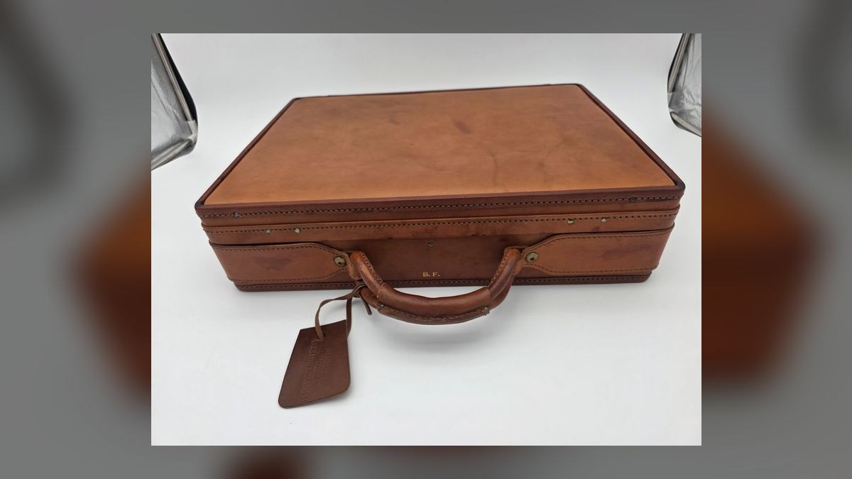 Top 10 Executive Briefcases Over $1000 for CRO-Level Roles in 2027 — figure 4