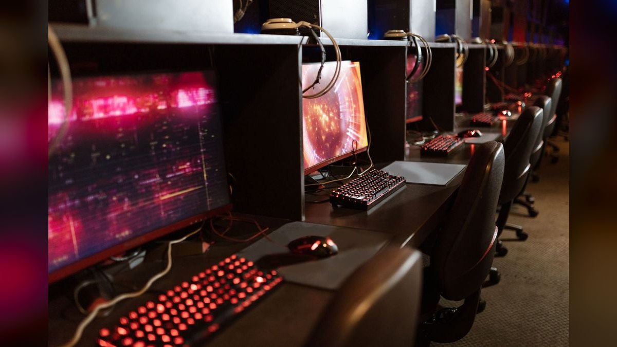 Top 10 Docking Station Monitors — Best Overall + Best Value in 2027